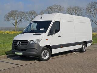 mercedes-benz-sprinter-317-l2h2-pro
