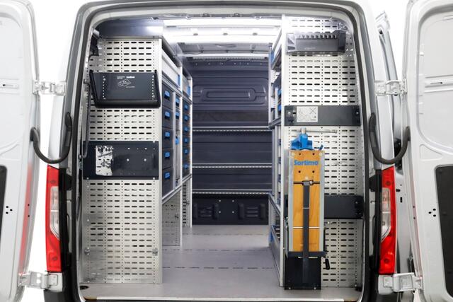 Mercedes-Benz SPRINTER 317 CDI 170pk L1H1 RWD 9G Automaat LED/ACC/Camera/Inrichting 11-2022