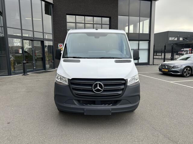 Mercedes-Benz SPRINTER 317 CDI L2 H1 L+R Schuifdeur / MBUX / Camera / Carplay navigatie / Geveerde stoel / Cruise control / Airco