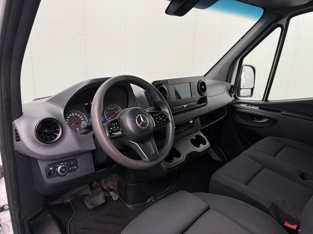 Mercedes-Benz SPRINTER 314CDI Automaat L2H2 | 3500Kg Trekgewicht | Navigatie | Camera | Airco | Cruise | 3-Zits | Betimmering
