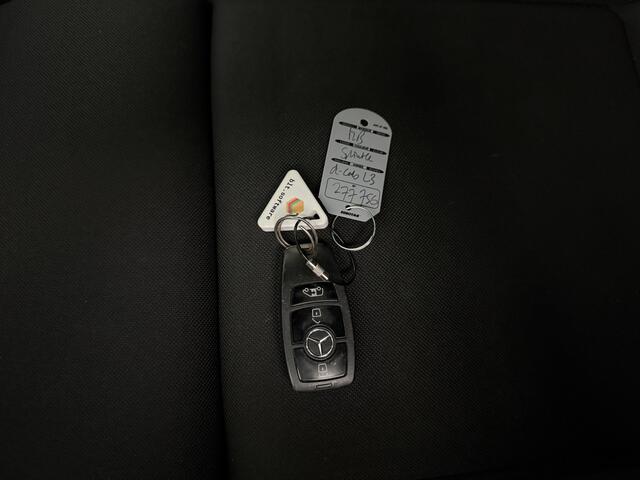 Mercedes-Benz SPRINTER Dubbele Cabine 6-Persoons L3H2 Maxi | Multimedia | Camera | Trekhaak | Airco | Cruise