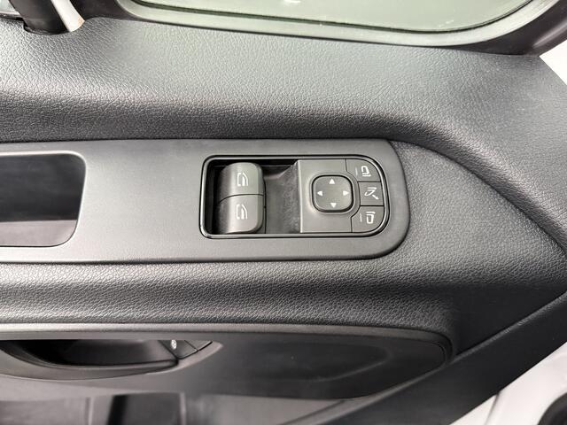 Mercedes-Benz SPRINTER Dubbele Cabine 6-Persoons L3H2 Maxi | Multimedia | Camera | Trekhaak | Airco | Cruise