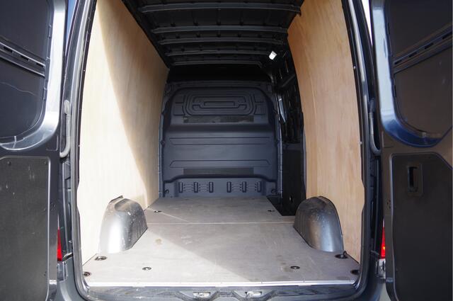 Mercedes-Benz SPRINTER 319 3.0 CDI V6 L2H2 MARGE! AUT. LED, LEDER, MBUX 10'', STOELVERWARMING, TREKHAAK, CAMERA, CRUISE, LEDER STUUR, CLIMA