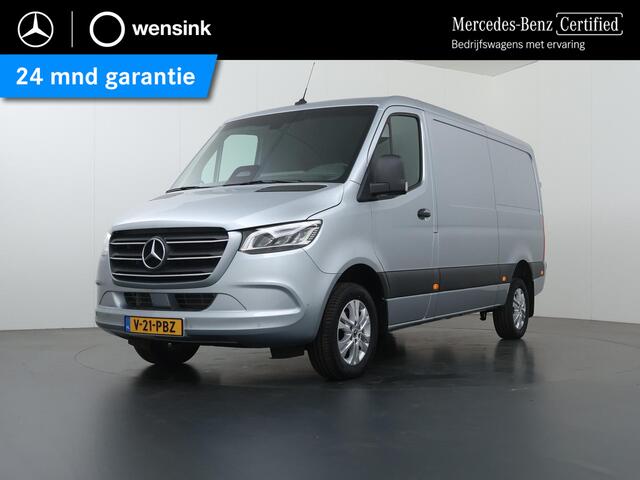 Mercedes-Benz SPRINTER 319 CDI L2 H1 | Select | Distronic | 3500 KG Trekhaak | 17" Lichtmetalen Wielen | Navigatie | Parkeercamera | LED Koplampen | Certified