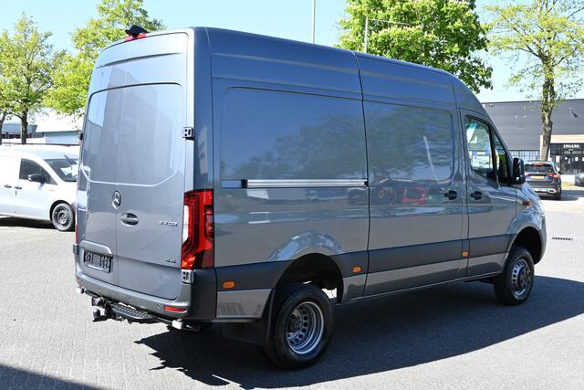 Mercedes-Benz SPRINTER 519 CDI 4x4 L2H2 2 Schuifdeuren, LED, 360 graden Camera, Geveerde stoel