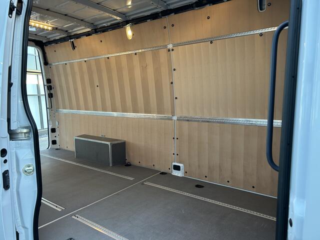 Mercedes-Benz SPRINTER 317 CDI L3 H2 Pro LED / MBUX / Navigatie / Camera / Parkeersensoren / Cruise control / Airco / 270 Graden achterdeuren