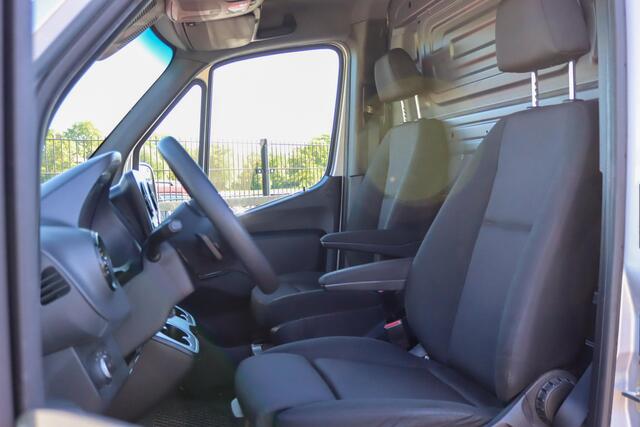 Mercedes-Benz SPRINTER 317CDI 170PK Automaat L2H1 2 Schuifdeuren, Cruise Control, Trekhaak, DAB, Stoelverwarming