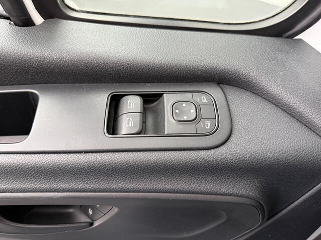 Mercedes-Benz SPRINTER 515CDi Automaat Bakwagen+Laadklep | Dakspoiler | Airco | Cruise | 3-Zits