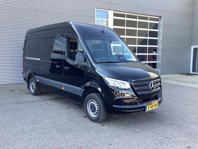 Mercedes-Benz SPRINTER 317 CDI Aut. L2H2 3.5t Trekverm./ LED/ 270Gr.Deuren/ Navi/ Camera/ Cruise/ PDC