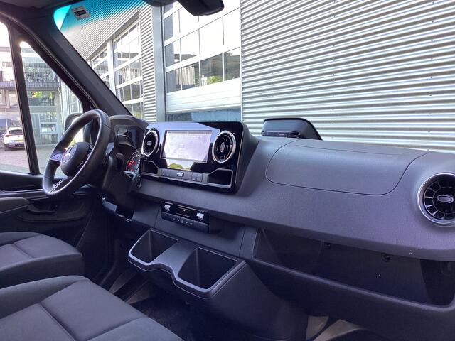 Mercedes-Benz SPRINTER 317 CDI Aut. L2H2 3.5t Trekverm./ LED/ 270Gr.Deuren/ Navi/ Camera/ Cruise/ PDC