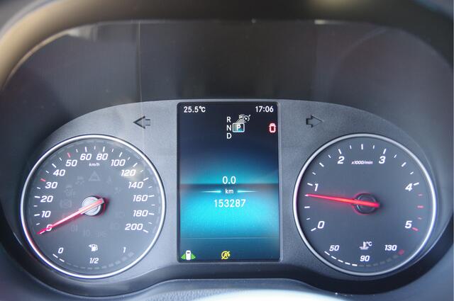 Mercedes-Benz SPRINTER 317 1.9 CDI L1H1 AUT. LED, ADAPT. CRUISE, MBUX 10'', GEV. STOEL, CAMERA, NAVI, CLIMA, VOORRUITVERWARMING