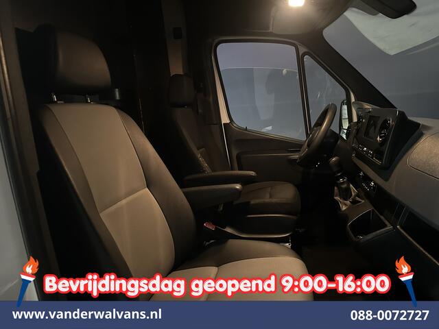 Mercedes-Benz SPRINTER 317 CDI 170pk L3H2 *Post NL inrichting* Euro6 Airco | Camera | Navigatie | Apple Carplay Android Auto, 270 graden achterdeuren, schappen, doorloopdeur