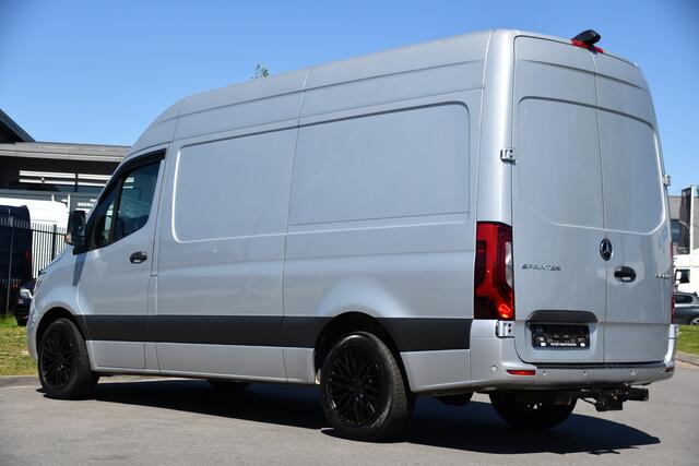 Mercedes-Benz SPRINTER 316 2.2 CDI L2H2 PB Edition Camera, Cruise, Carplay, 164pk, LED, Stoelverwarming, Automaat, Multimedia, Sensoren, Uniek!