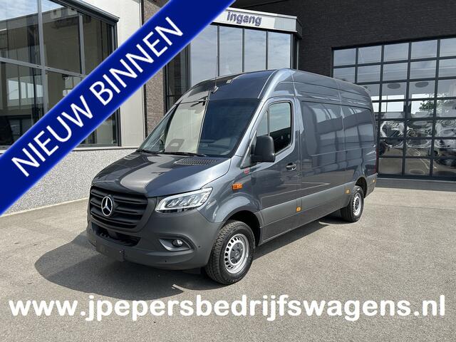 Mercedes-Benz SPRINTER 317 CDI L2 H2 Pro LED / MBUX / Navigatie / Camera / Parkeersensoren / Cruise control / Airco / 270 Graden achterdeuren