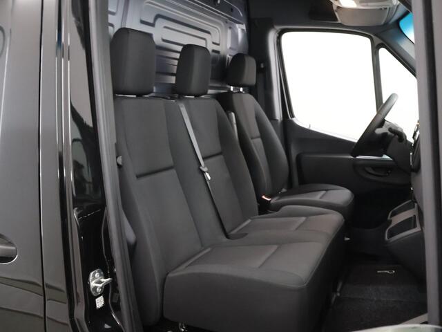 Mercedes-Benz SPRINTER 317 CDI | Aut. | L3 H2 | Pro | Led | Metallic | Bumpers in kleur | 3-zits | Navigatie | Parkeercamera | LED Koplampen | Certified