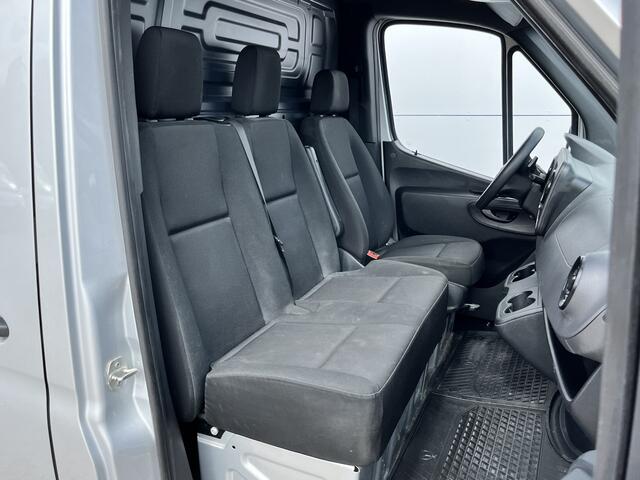 Mercedes-Benz SPRINTER 215 1.9 CDI L2H2 Automaat L2H2 Climate Control Camera Carplay Parkeersensoren V+A