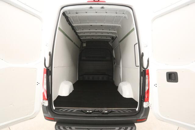 Mercedes-Benz SPRINTER 317 CDI L2H2 170PK | Airco | Camera | Cruise | 3 Zits | Carplay