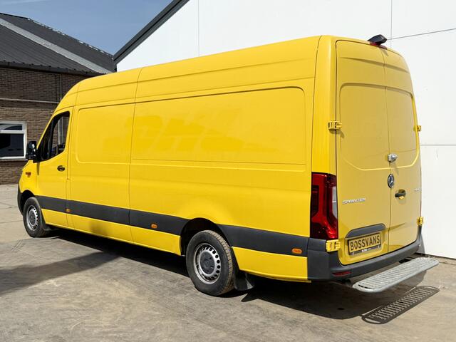 Mercedes-Benz SPRINTER 315 1.9 CDI Pakketbus L3H2 Tussenschot met deur LED Climate Control Cruise Control Carplay Camera