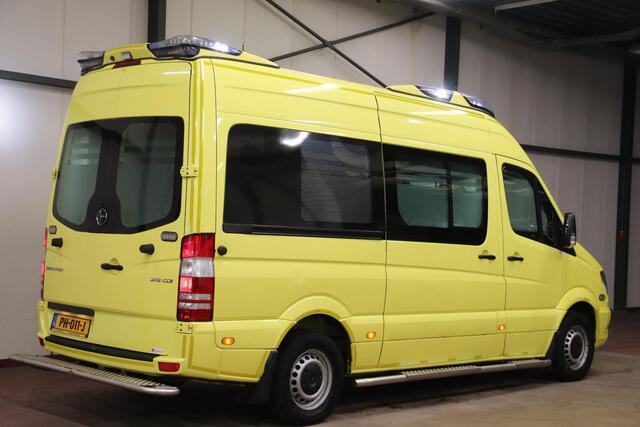 Mercedes-Benz SPRINTER 319 CDI L2H2 AMBULANCE AUTOMAAT Mercedes-benz Sprinter 319 CDI L2H2 AMBULANCE AUTOMAAT Euro 6 Ziekenwagen Rettungswagen Krankenwagen