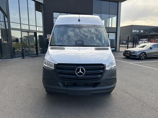 Mercedes-Benz SPRINTER 315 CDI L2 H2 RWD Pro MBUX / Trekhaak / Camera / Cruise control / Airco / 270 Graden achterdeuren
