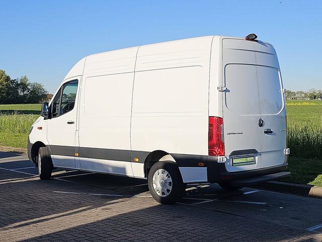 Mercedes-Benz SPRINTER 317 L2H2 Pro Mbux10 Euro6 Airco Automaat Facelift Navi BPM-Vrij 170Pk Euro6 Camera! L2H2 Mbux RWD Euro6 Airco Automaat Facelift Navi BPM-Vrij 170Pk Euro6 Camera