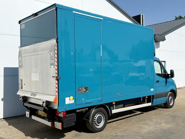 Mercedes-Benz SPRINTER 315 1.9 CDI Automaat Laadklep Zijdeur Climate Control Cruise Control Camera Koffer Bakwagen Meubelbak