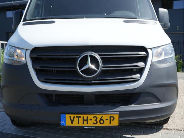 Mercedes-Benz SPRINTER 215 1.9 CDI L2H2 FWD Automaat trekhaak, camera