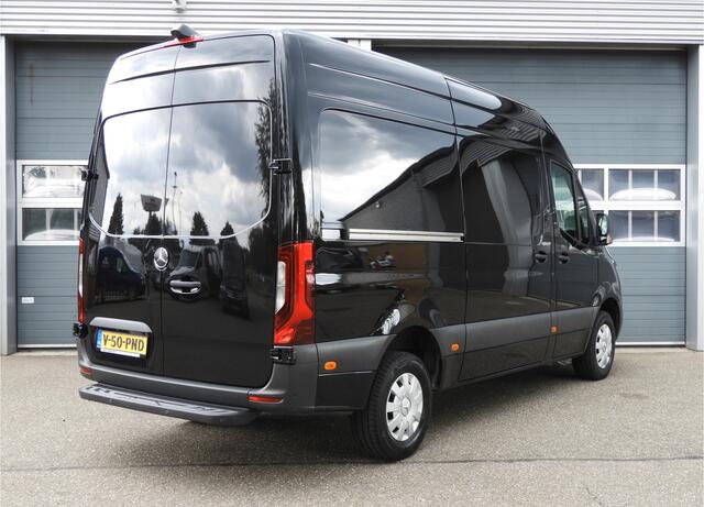 Mercedes-Benz SPRINTER 317 1.9 CDI L2H2 RWD AUT | LED | CAMERA | NAVI | CRUISE | CARPLAY