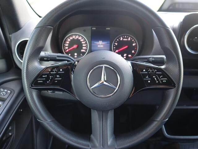 Mercedes-Benz SPRINTER 317 L2H2 DC 6 PERS. 3.5T TREKHAAK