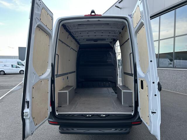 Mercedes-Benz SPRINTER 317 CDI L2 H2 360 Camera / MBUX / Navigatie / Parkeersensors / Cruise control / Airco / 270 Graden achterdeuren