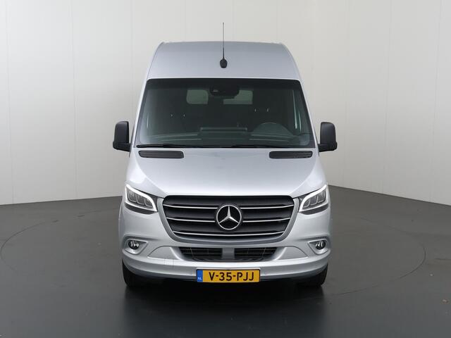 Mercedes-Benz SPRINTER 316 CDI | Aut. | L2 H2 | 3500KG. AHW | Standkachel | LM Velgen | Parkeersensoren | Zijruit in schuifdeur | 3-zits | Trekhaak | Stoelverwarming | Navigatie | Parkeercamera