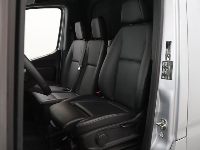 Mercedes-Benz SPRINTER 319 CDI 190 PK | L2 H2 | AUTOMAAT | PRO | LED | KUNSTLEDER ZWART BEKLEDING | CAMERA | BETIMMERDE LAADRUIMTE | CARPLAY EN ANDROID AUTO | CRUISE | AIRCO | 17" LICHTMETALEN VELGEN | LUCHTGEVEERDE BESTUURDERSSTOEL