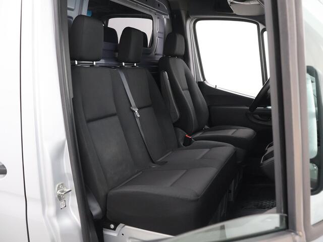Mercedes-Benz SPRINTER 317 CDI | L2 H1 | PRO | AUTOMAAT | NAVIGATIE | AIRCO | W73 BREDE ACHTEROPSTAP | 3-ZITS | ACHTERUITRIJCAMERA | METALLIC LAK | CERTIFIED