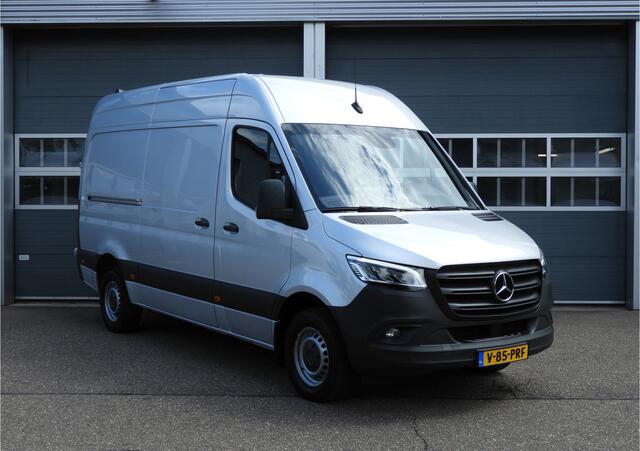 Mercedes-Benz SPRINTER 317 1.9 CDI L2H2 RWD AUT | 3.5t TREKHAAK | LED | CRUISE | CAMERA | MBUX