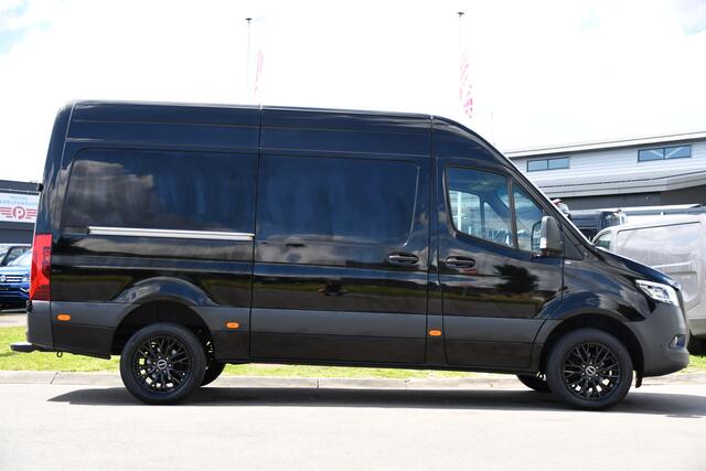 Mercedes-Benz SPRINTER 319 3.0 CDI L2H2 Black Edition 360 Camera, Adaptieve Cruise, Carplay, LED, 190pk, Stoelverwarming, Automaat, Standkachel, Uniek!