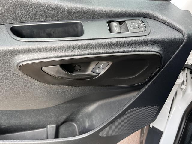 Mercedes-Benz SPRINTER 314 2.2 CDI L2H2 Werkplaats inrichting Airco Cruise controle Trekhaak 2800kg Kastinrichting Omvormer Apple carplay 1e Eigenaar Euro 6 Bpm vrij voor particulier gebruik!!