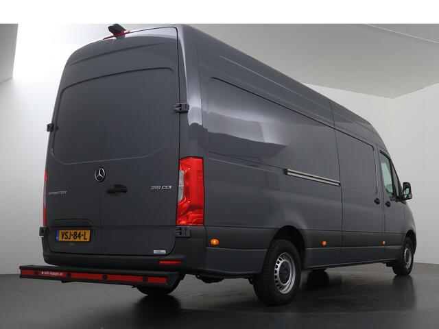 Mercedes-Benz SPRINTER 319 CDI | Aut. | L4 H3 | KOELWAGEN | 3-ZITS | PARKEERCAMERA | NAVIGATIE | KOELWAGEN | 190 PK | STOELVERWARMING | CLIMATE CONTROL | CERTIFIED