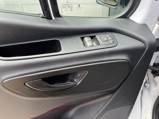 Mercedes-Benz SPRINTER 314 2.2 CDI L2H2 EURO VI-D Werkplaats inrichting Airco Cruise controle Trekhaak 2800kg Kastinrichting Omvormer Apple carplay 1e Eigenaar Euro 6 Bpm vrij voor particulier gebruik!!
