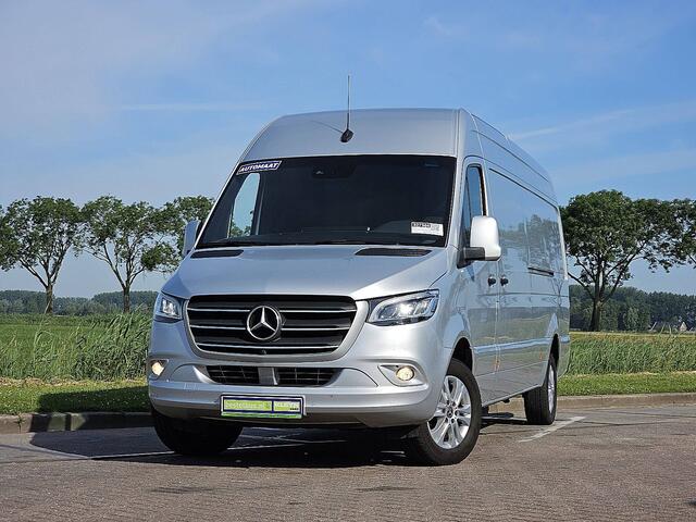 Mercedes-Benz SPRINTER 319 1.9 CDI L3H2 RWD L3H2 Maxi LED 2x Schuif 3.5t-Trekhaak Mbux10 Distronic AAC 360 Camera Navi LM Velgen 190 PK