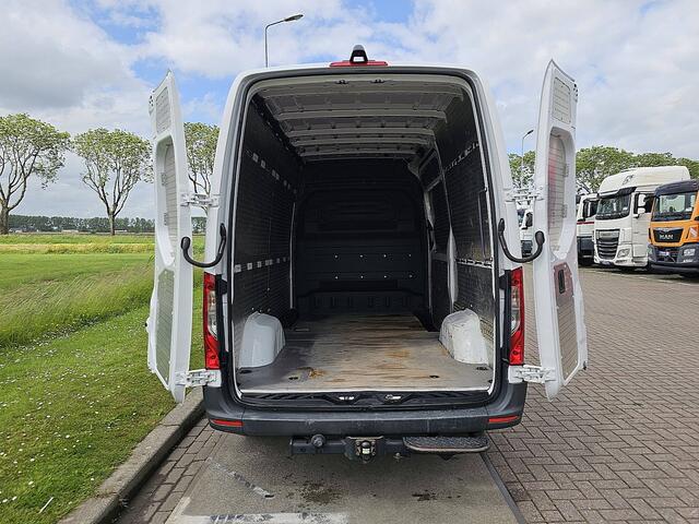Mercedes-Benz SPRINTER 317 1.9 CDI L2H2 RWD L2H2 RWD 3.5t-Trekhaak Airco Camera Mbux PDC Standkachel Euro6 170 PK