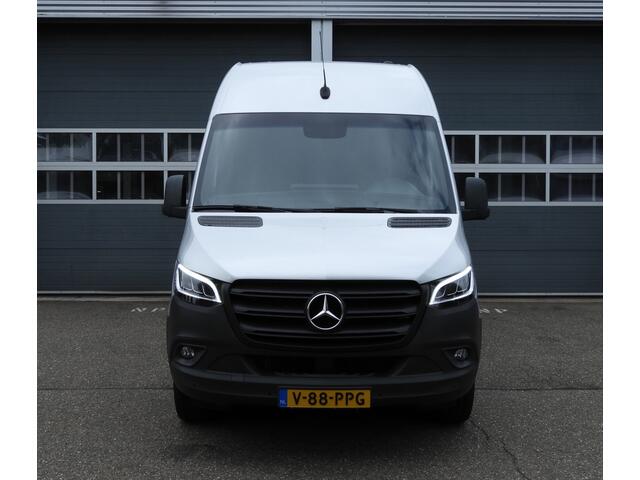 Mercedes-Benz SPRINTER 317 1.9 CDI L2H2 RWD AUT | 3.5t TREKHAAK | LED | CRUISE | CAMERA | MBUX