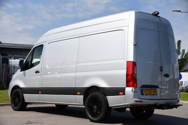 Mercedes-Benz SPRINTER 319 V6 3.0 CDI L2H2 PB Edition Camera, Cruise, Carplay, 190pk, Automaat, LED, Trekhaak, Dodehoek, Sensoren, NAVI, Uniek!