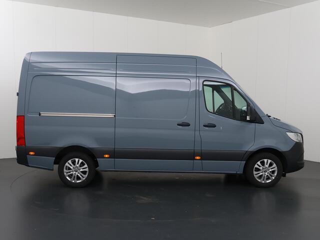 Mercedes-Benz SPRINTER 317 CDI L2 H2 Pro | Verwarmde Chauffeursstoel | Bijrijdersbank | Spiegelpakket | Achteruitrijcamera | Airco | Cruisecontrol | Dodehoekassistent | 3500kg AHW | Certified |