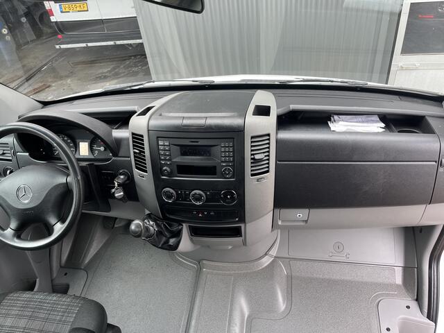 Mercedes-Benz SPRINTER 316 2.2 CDI 366 EHD 3500kg Trekgewicht Pick up Openlaadbak HIAB laadkraan T-CLX 013 Airco Euro 6 Airco 3-Persoons Dealer onderhouden