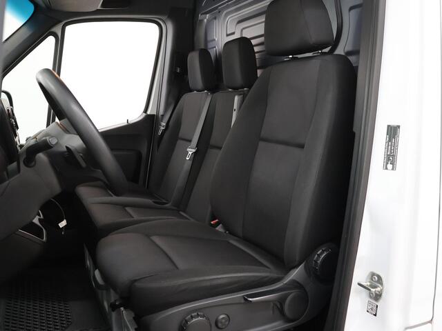 Mercedes-Benz SPRINTER 315 CDI | AUT. | L2 H1 | FWD | TREKHAAK | ZWAAIBALK | INRICHTING LAADRUIMTE | PARKEERCAMERA | AIRCO | CRUISE CONTROL | 3-ZITS | NAVIGATIE | CERTIFIED