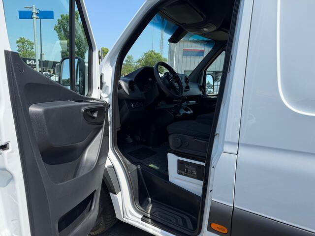 Mercedes-Benz SPRINTER 314 CDI L2H2 E6 | 2.8T Trekhaak | Mbux 360° Camera | Airco | Standkachel