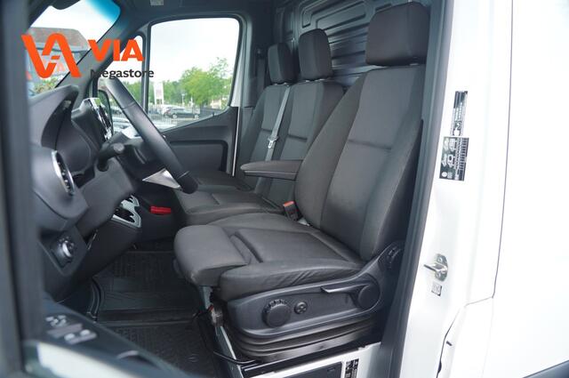 Mercedes-Benz SPRINTER 317CDI L2H2 Select | Navi | LED | LM | full color |Camera | 3,5t AHK | Schwingsitz | Hout | SHZ | MBUX