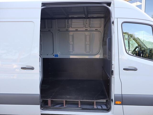 Mercedes-Benz SPRINTER 315 1.9 CDI 150 PK AUT9 L3H2 + LED | CAMERA | NAVIGATIE | CARPLAY | PDC | CRUISE | MF STUUR