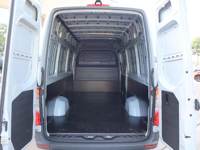 Mercedes-Benz SPRINTER 315 1.9 CDI 150 PK AUT9 L3H2 + LED | CAMERA | NAVIGATIE | CARPLAY | PDC | CRUISE | MF STUUR