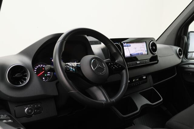 Mercedes-Benz SPRINTER 317 CDI Automaat L2H2 Pro 3-Zits, Airco, Cruise, Camera, Navigatie, Bluetooth, PDC, Trekhaak, 18''
